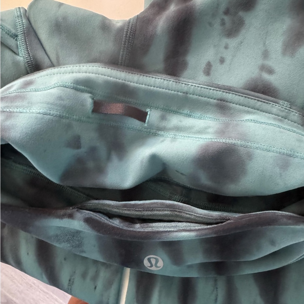 Lululemon Invigorate High Rise Crop 23” - Picture 5 of 7